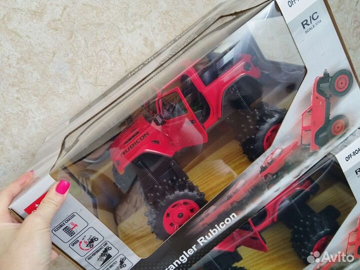 Новая Машина Rastar Jeep Wrangler Jl 79410 ру1:14