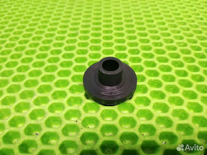 Втулка N 36 для коляски на ось 10 мм, новая