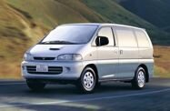 Mitsubishi Space Gear I (1994—1997) Минивэн