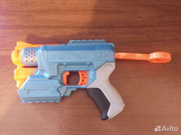 Бластер нёрф