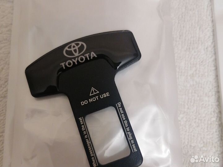 Заглушки ремня безопасности Toyota 2 шт