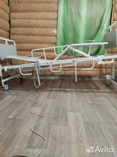 Медицинская кровать с электроприводом