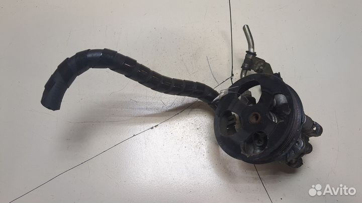 Гур Toyota Corolla Verso, 2005