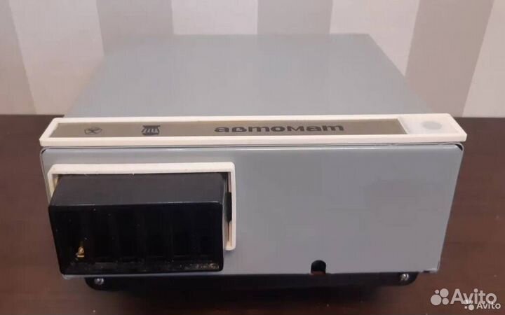 Электросушитель для рук новый в упаковке