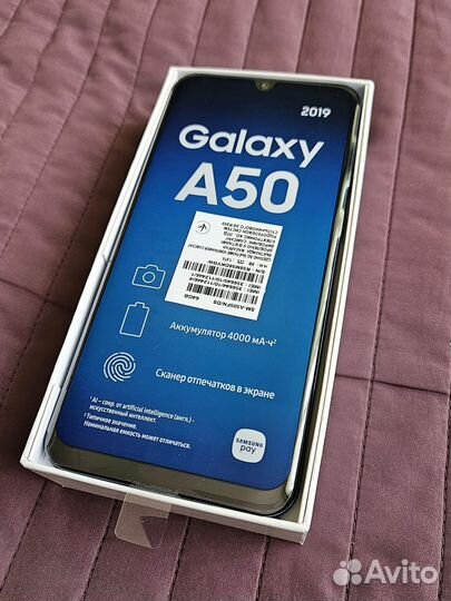 Samsung Galaxy A50, 4/64 ГБ