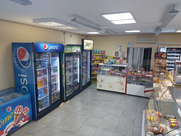 Торговая площадь, 64 м²
