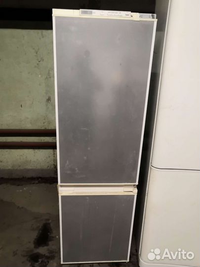 Встраиваемый холодильник Bosch