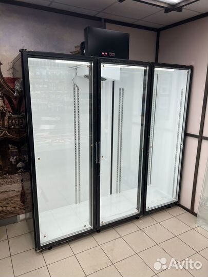 Холодильный шкаф витрина для пива, продуктов и пр