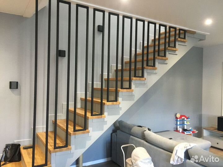 Лестница на металлокаркасе / Купить лестницу