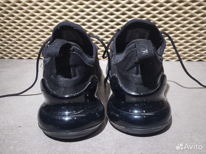 Кроссовки Nike оригинал 38