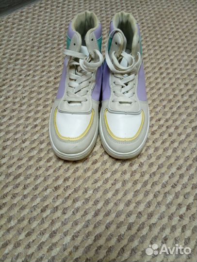 Кросовки для девочки завышенные р. 36