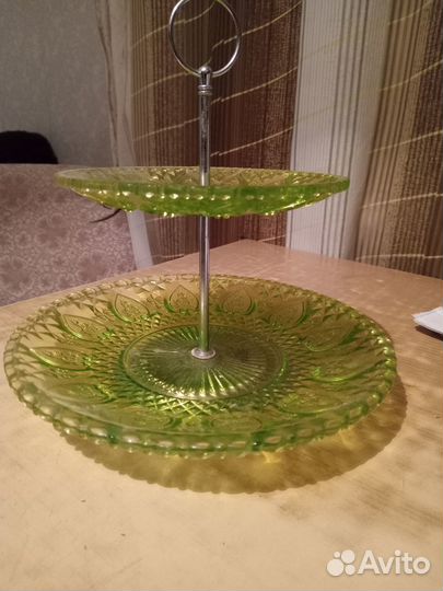 Ваза этажерка 2х ярусная зеленое цветное стекло 25