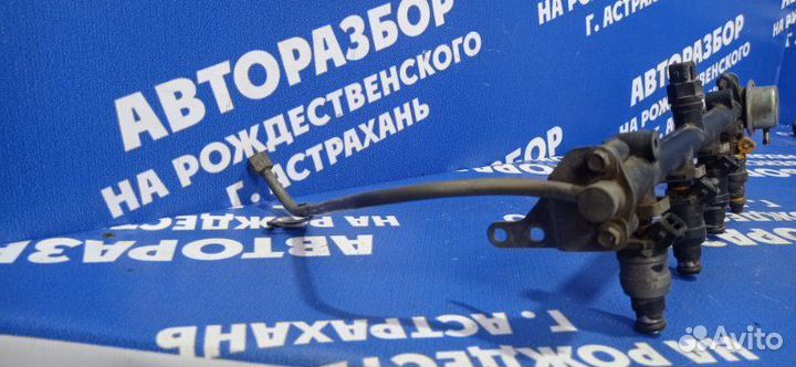 Топливная рампа в сборе Alfa Romeo 156 седан