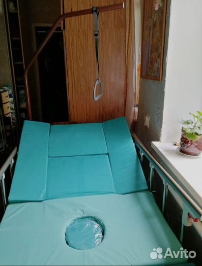 Кровать для лежачих MET Remeks