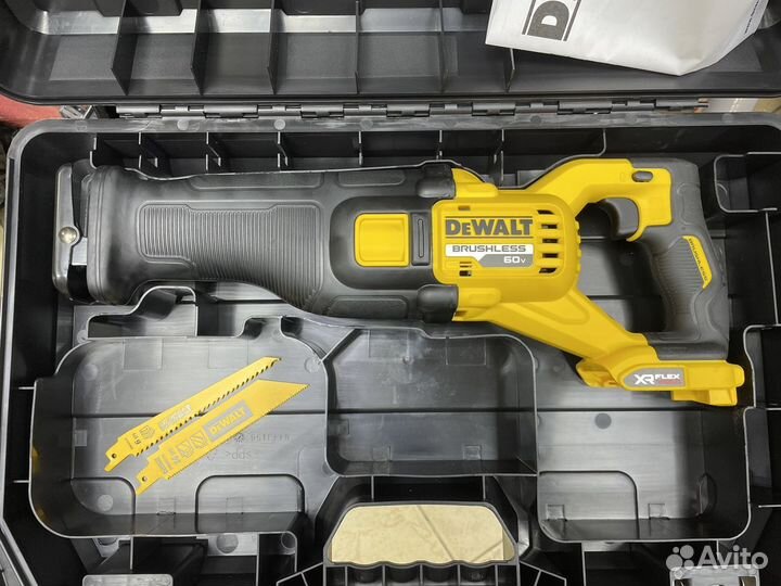 Аккумуляторная сабельная пила dewalt DCS389NT-XJ