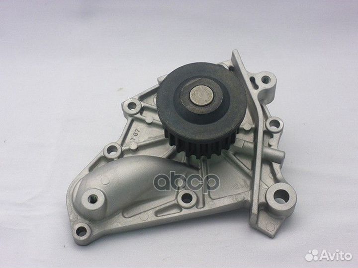 Помпа toyota avensis 97