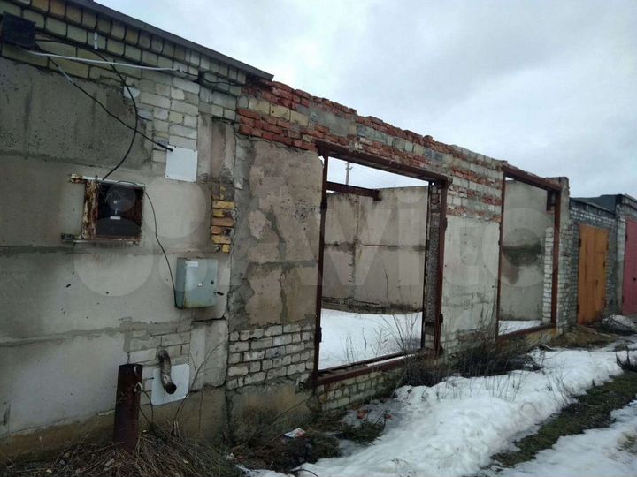 Гараж, > 30 м²