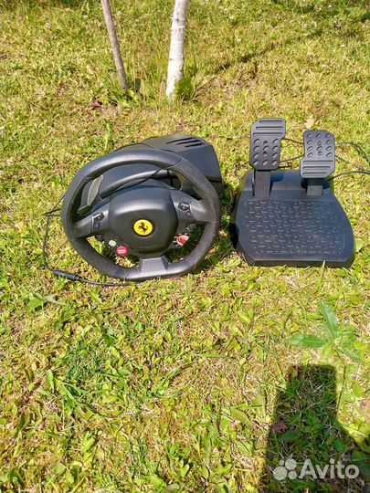 Руль Thrustmaster Ferrari 458 для xbox