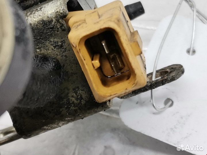 Клапан вакуумного управления Volkswagen Golf 3