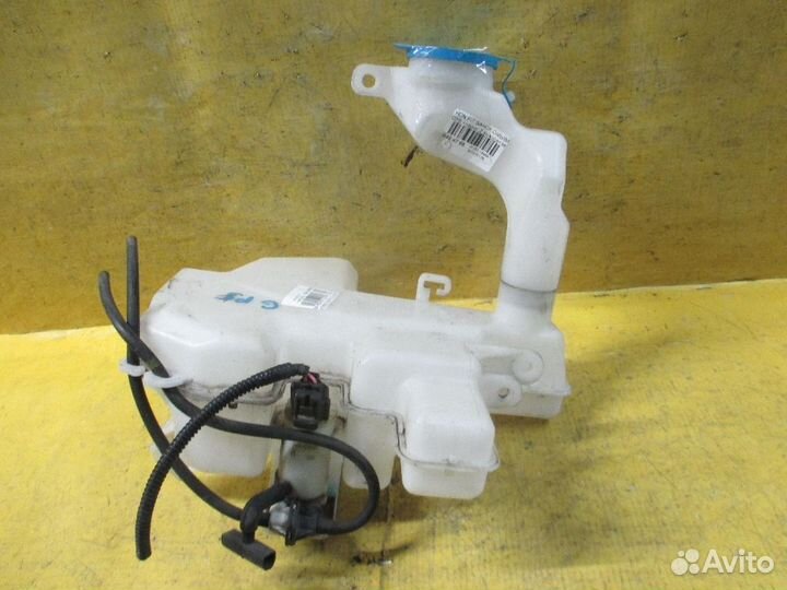 Бачок омывателя Honda Fit hybrid GP5