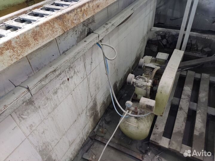 Автоматический полировальный станок по камню