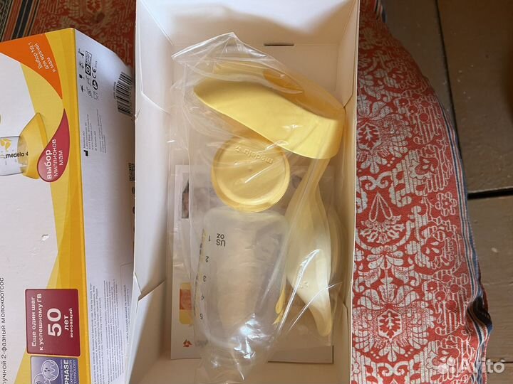 Молокоотсос medela ручной