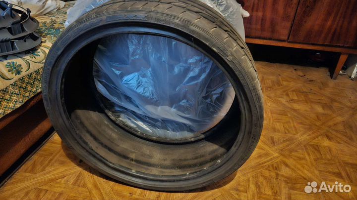 Dunlop SP Sport 9000 235/30 R20