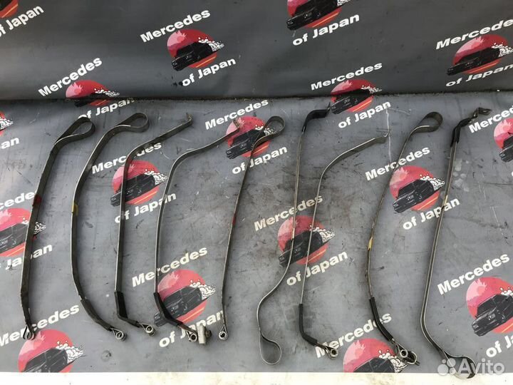 Крепления топливного бака w163