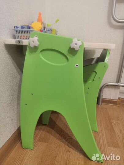 Письменный столик детский