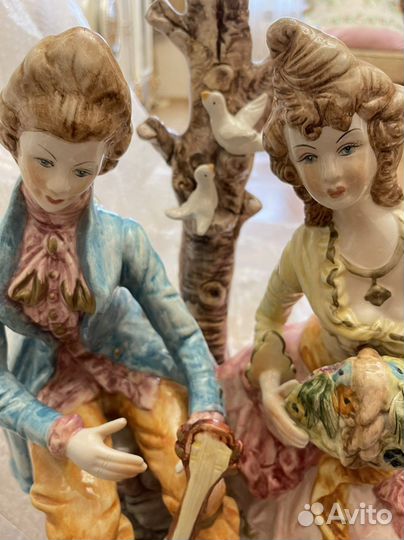 Статуэтка фарфоровая Capodimonte