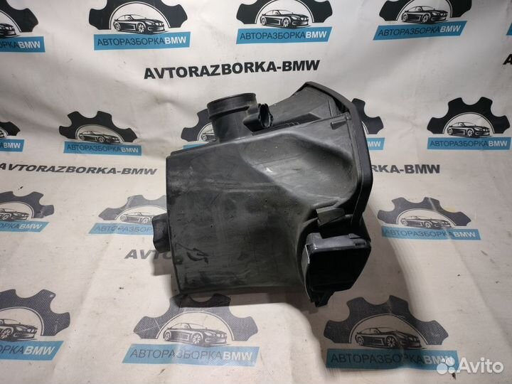 Корпус воздушного фильтра BMW 3-серия E90