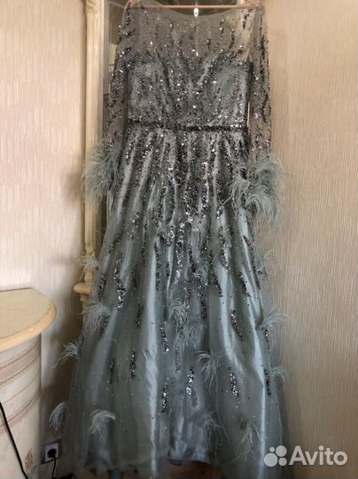Вечернее платье