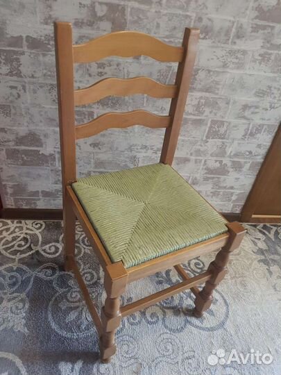 Стулья