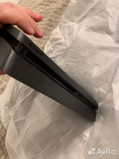 Ps4 slim 1tb на запчасти, не вкл