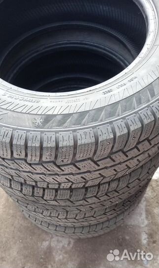 Matador MPS 500 Sibir Ice Van 235/65 R16C