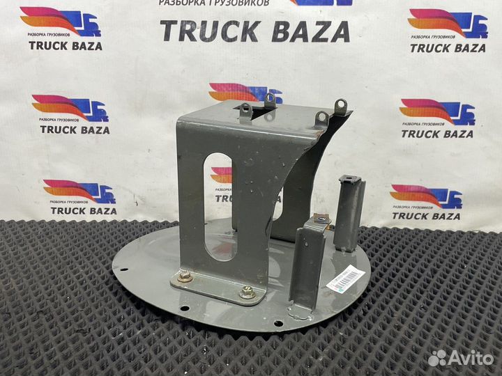 712W326206008 Кронштейн рычага кпп