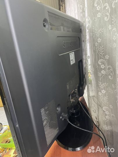 Телевизор samsung