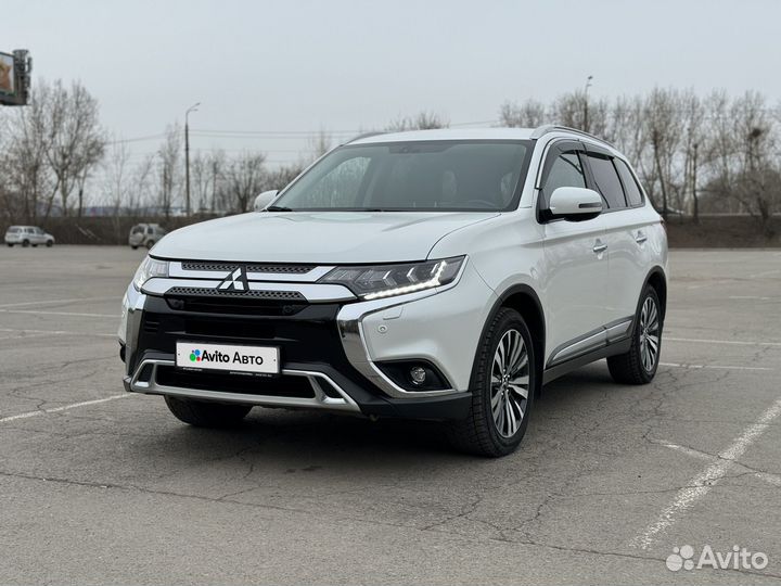 Mitsubishi Outlander 2.4 CVT, 2018, 54 472 км