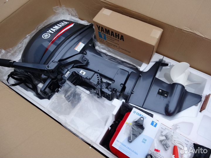 Лодочный мотор Yamaha 30 л.с. hwcs витринный
