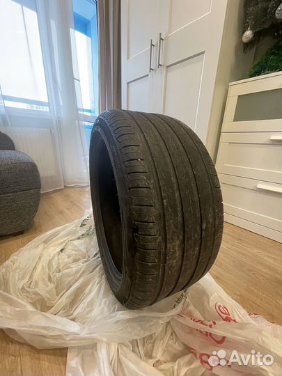 Pirelli Cinturato P7 275/35 R19 100Y