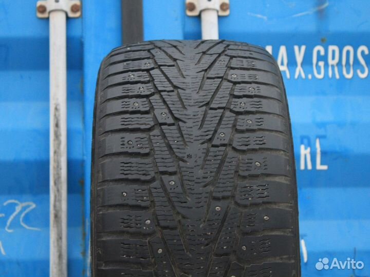 Nokian Tyres Hakkapeliitta 7 SUV 275/40 R20