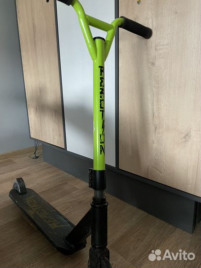 Трюковой самокат