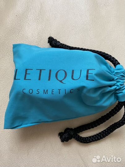 Щетка для сухого массажа letique