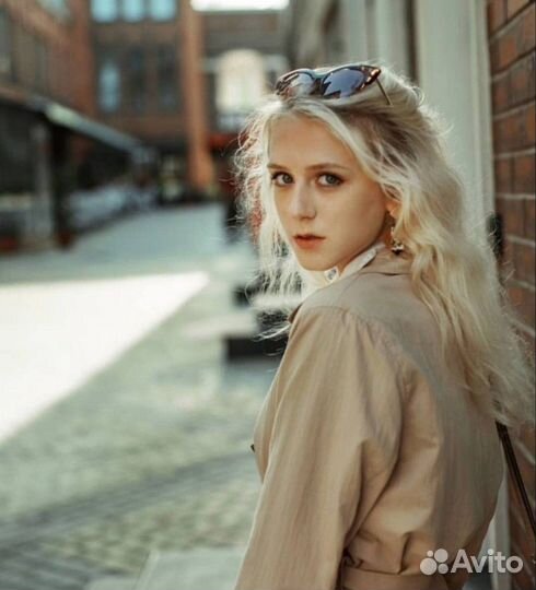 Администратор, помощник, хостес