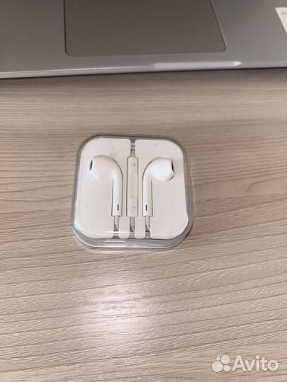 Наушники apple earpods lightning