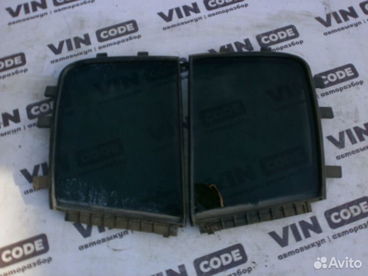 Форточка задней правой двери Джили мк кросс