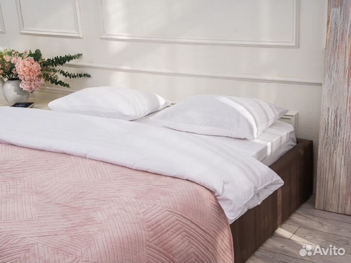 Kровать двуспальная king size