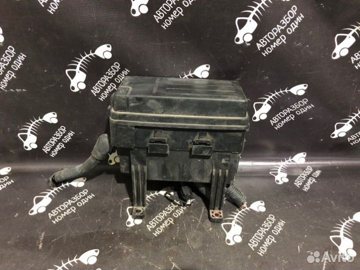 Блок предохранителей Chevrolet Lacetti хетчбэк 1.6