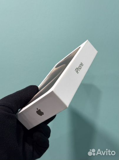 iPhone 15 Pro, 128 ГБ