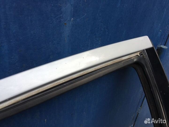 Дверь боковая задняя правая Ford Focus 1 седан